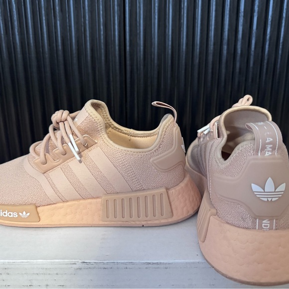 Adidas NMD R1 Sneakers - Picture 3 of 3